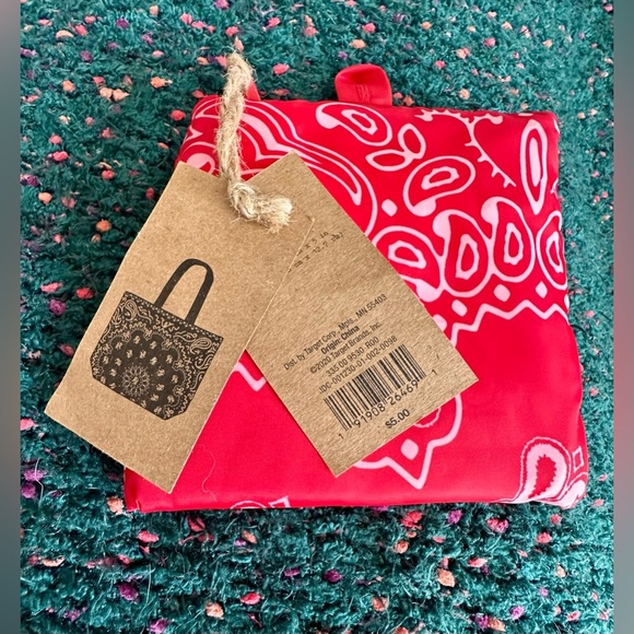 ‼️RARE‼️🎸Levi’s🎸🔥NWT🔥Bandana Tote Bag in Red - Picture 6 of 6